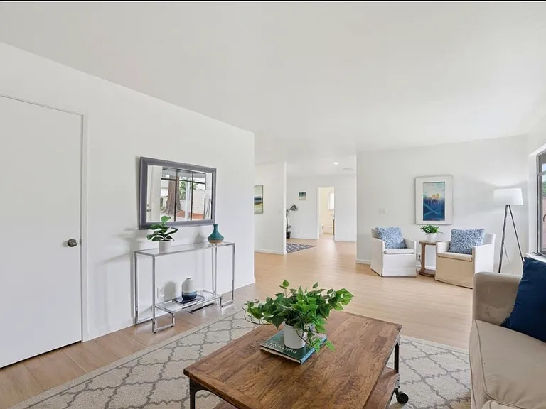 1072 Arroyo Seco Dr — Photo 5