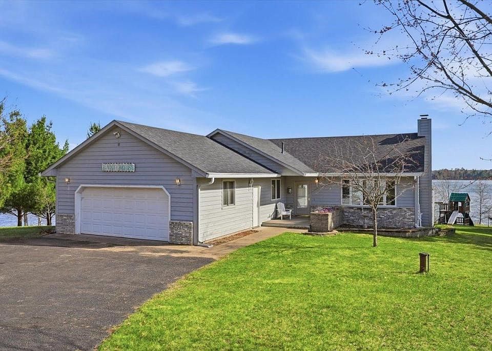 1st image of 4179 Green Trail