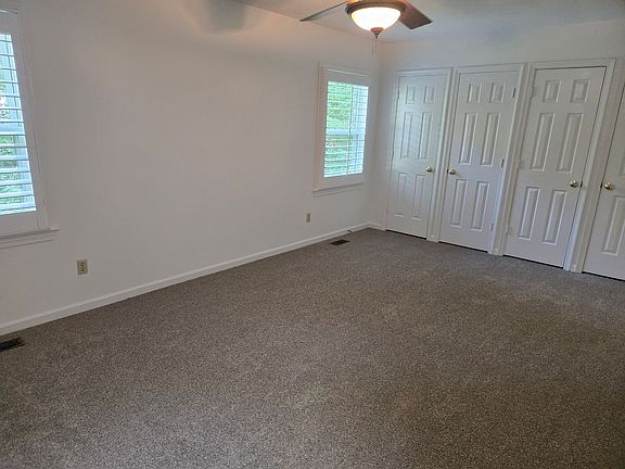 4th image of 217 Nina Ln