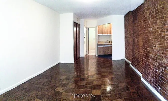 Rented by Town Residential | media 19