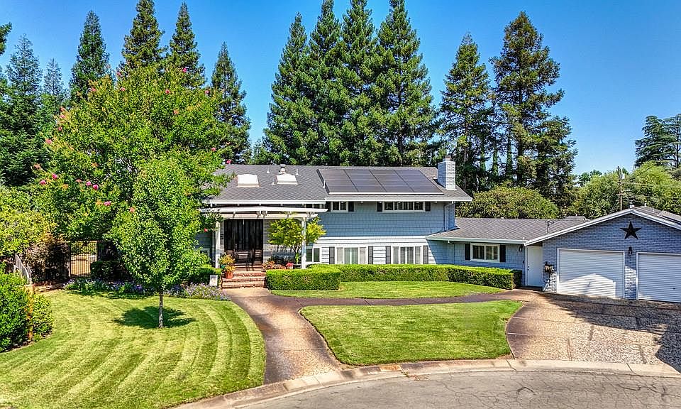 1st image of 801 Sherwood Dr