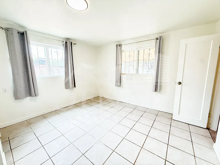 3215 E Willard St #1 — Photo 8