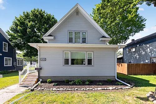 408 E Geneva St Photo 1