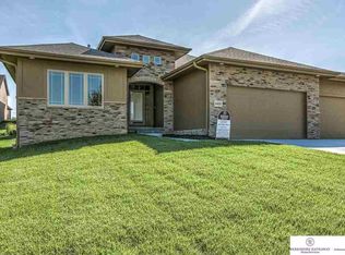 6405 N 158th St, Omaha, NE 68116