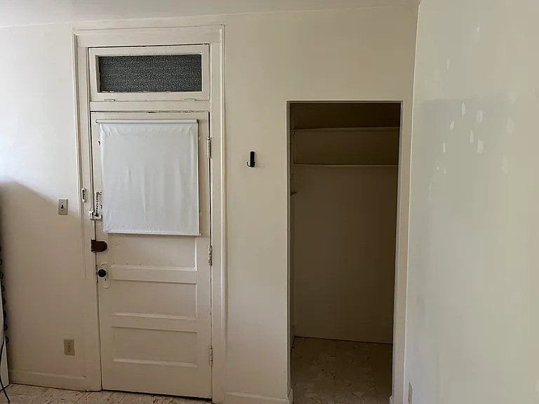 5487 S Drexel Ave #2 — Photo 8