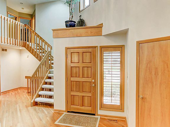 4th image of 8229 Keeneland Ct