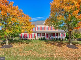 16637 Elk Run Ct, Leesburg, VA 20176