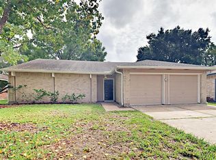 6118 Reeds Ferry Dr, Houston, TX 77041