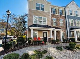 516 Sloane St, Chesapeake, VA 23324