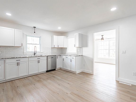 5th image of 111 Tuskegee Ave