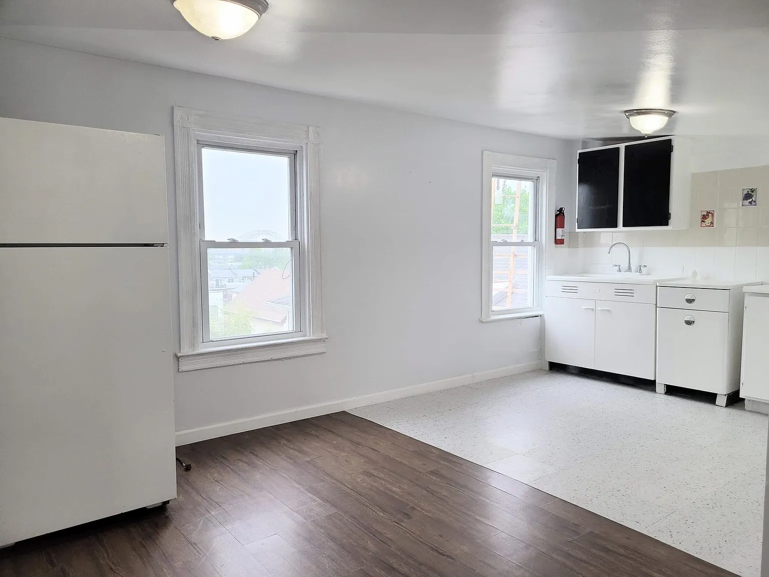 191 Bartholdi Ave — Photo 3