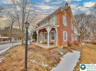 1333 Spring Valley Rd, Bethlehem, PA 18015