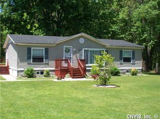 1061 Maplewood Ave, Oneida, NY 13421