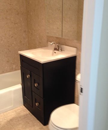 3rd image of 2626 N Lakeview Ave APT 905