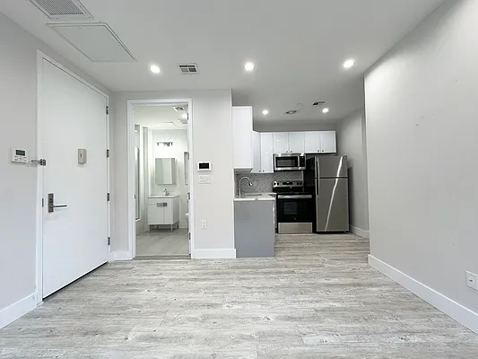 Rented by ABODE NYC LLC | media 2