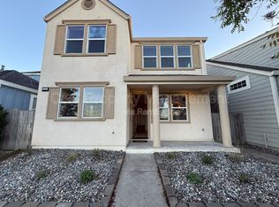 2527 N Village Dr, Santa Rosa, CA 95403