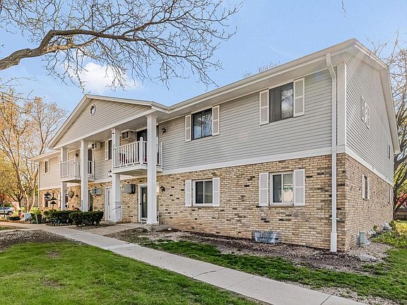 2nd image of 1226 E Decorah ROAD