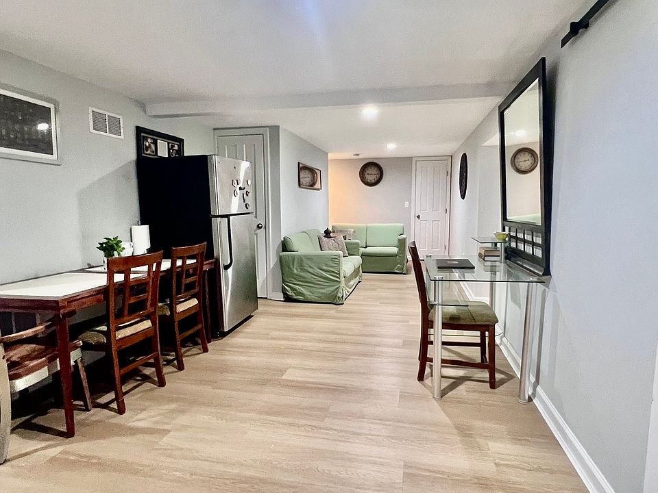 1st image of 18 Madison St #1