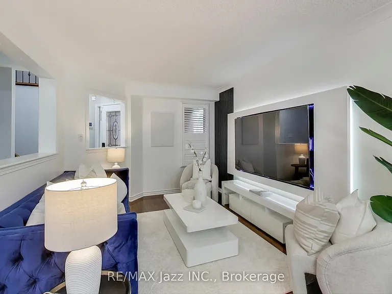 9 Maconnachie Pl — Photo 3
