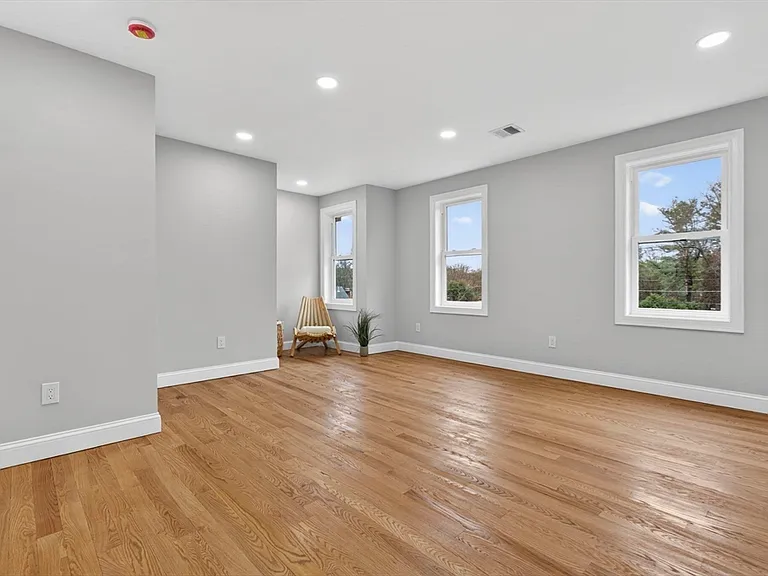 72 Westborough Rd #1 — Photo 13