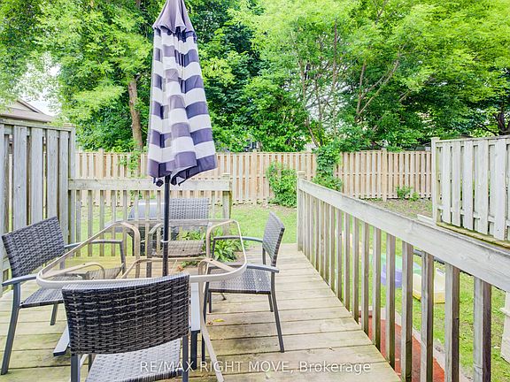 5th image of 486 Springbank Ave N #3
