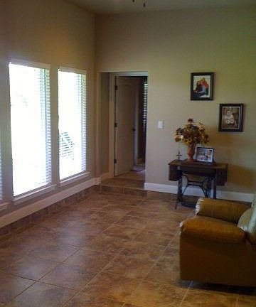 4th image of 108 Wedgewood Dr