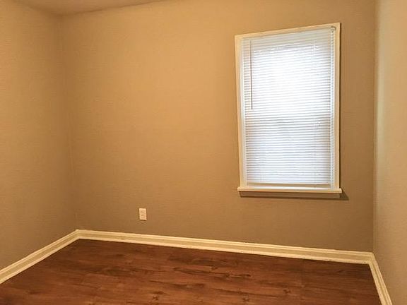 5th image of 3416 Sims Ave
