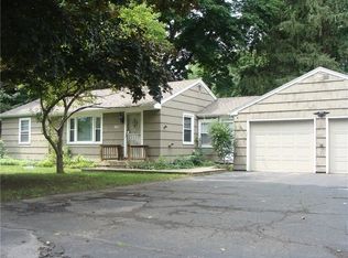 867 Bay Rd, Webster, NY 14580