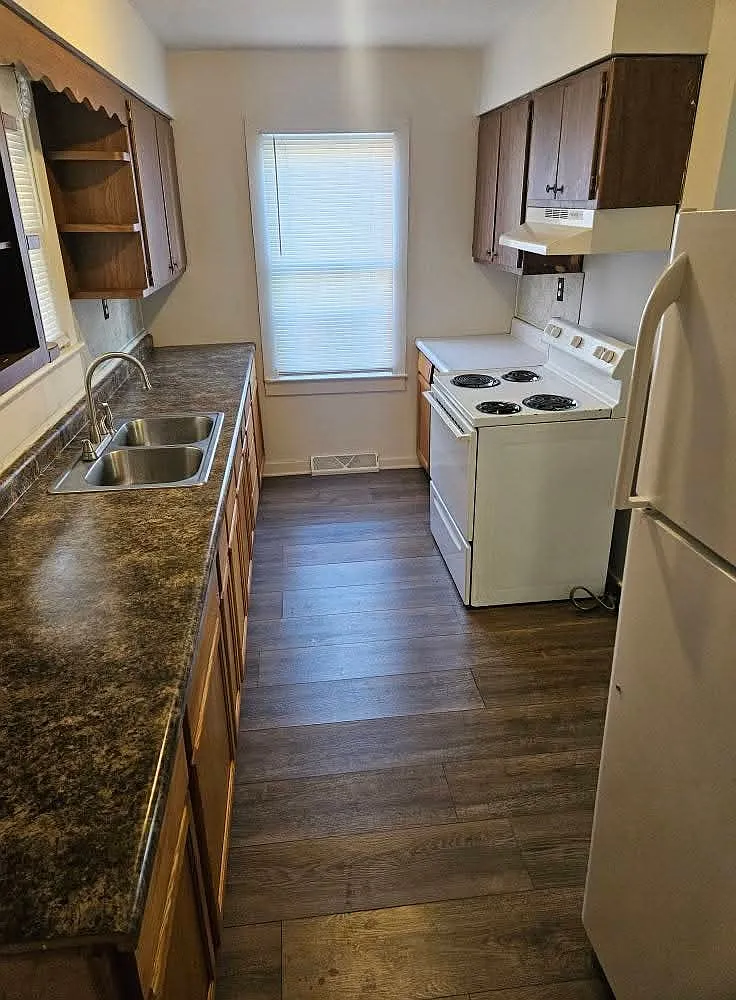3 bed, 1195 sqft, $1,195 — Photo 3