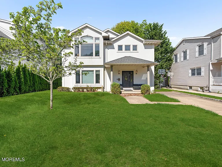 230 Norwood Ave — Photo 37