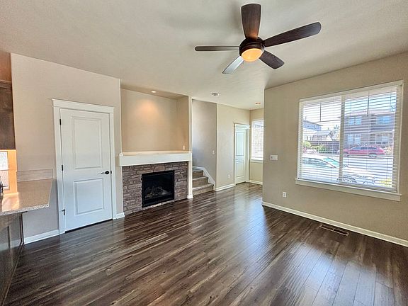 4th image of 2965 SW Yew Park Ln