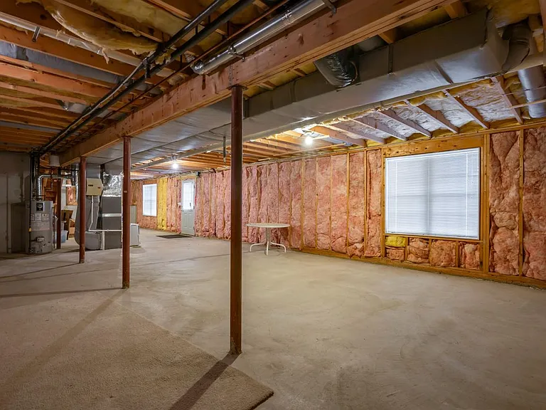 4 Myopia Ln — Photo 34