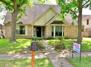 15119 Camino Del Sol Dr, Houston, TX 77083