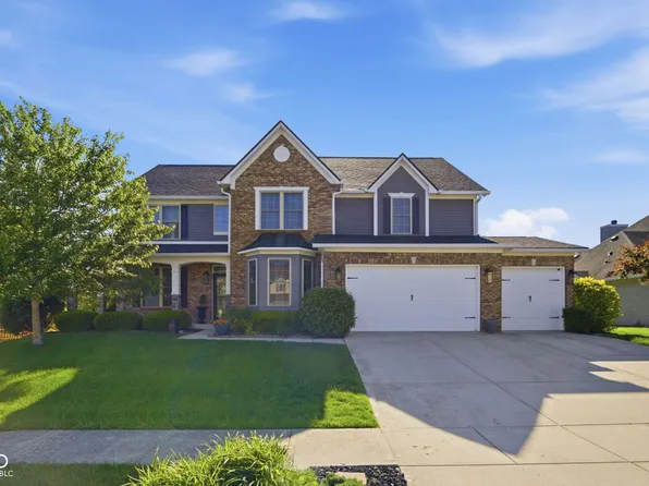 1841 Versailles Dr, Greenwood, IN 46143
