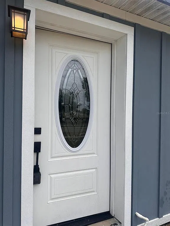 3 bed, 1.0 bath, 672 sqft, $1,700 — Photo 3