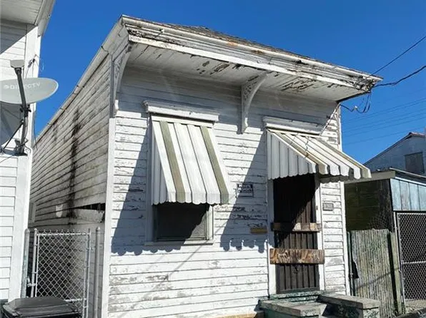 1633 Urquhart St, New Orleans, LA 70116