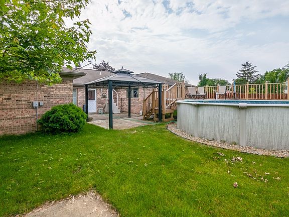 4th image of 7501 Glenhurst Dr
