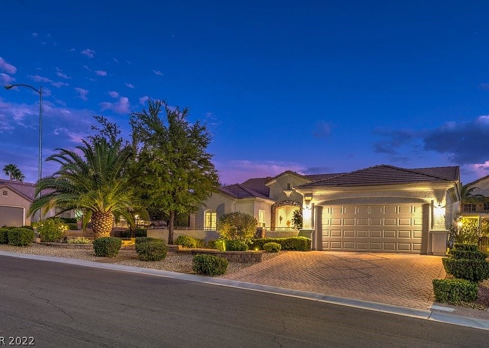 1st image of 3021 Brownbirds Nest Dr