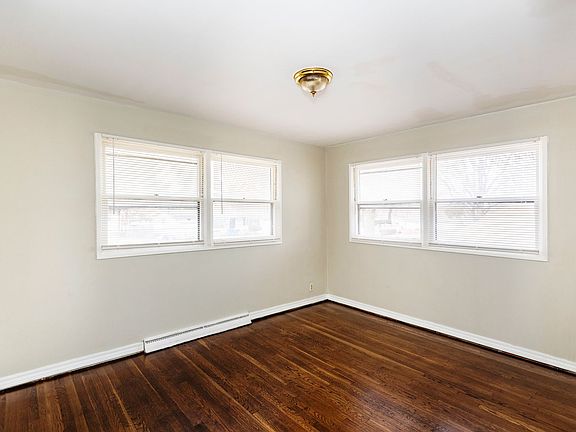3rd image of 9306 Clarion Dr
