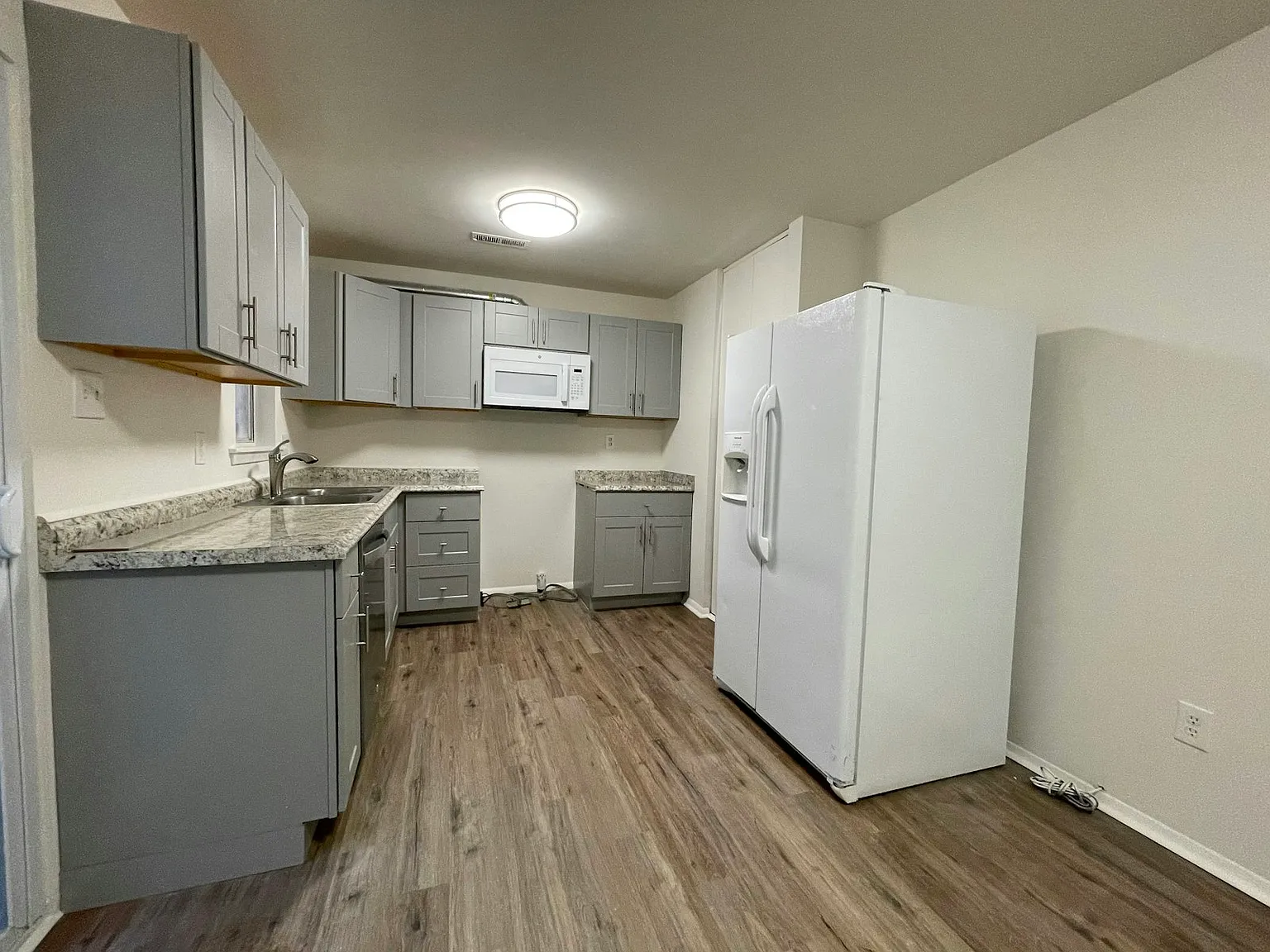 1800 Regal Drive — Photo 3