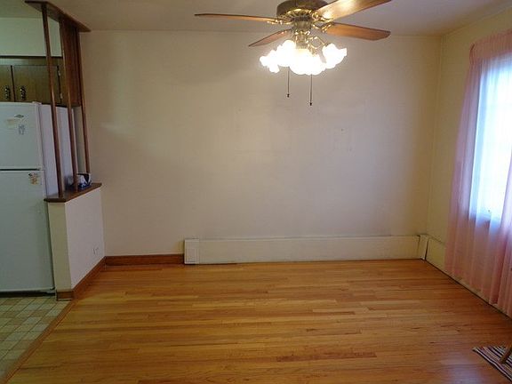 5th image of 6018 S Menard Ave