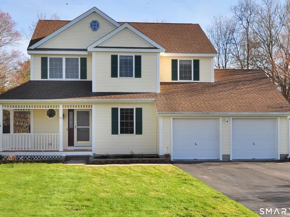 18 Brentwood Drive, Farmington, CT 06032