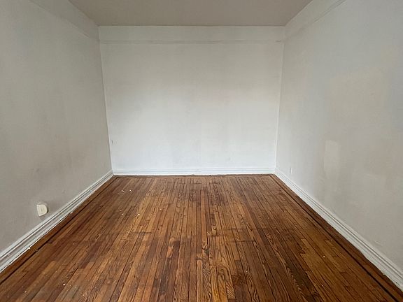 3rd image of 55 Winthrop St APT 4L