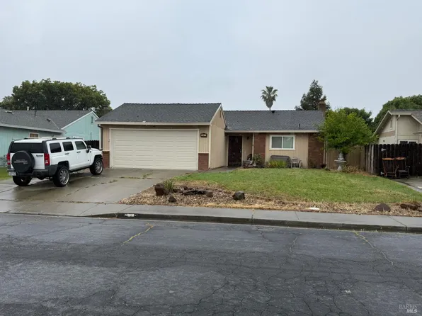 521 Thomas Circle, Suisun City, CA 94585