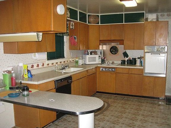 4th image of 1317 Askin St