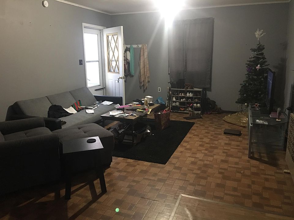 2nd image of 5 Pine St #1