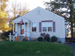 290 Saint Catherine St, Florissant, MO 63031