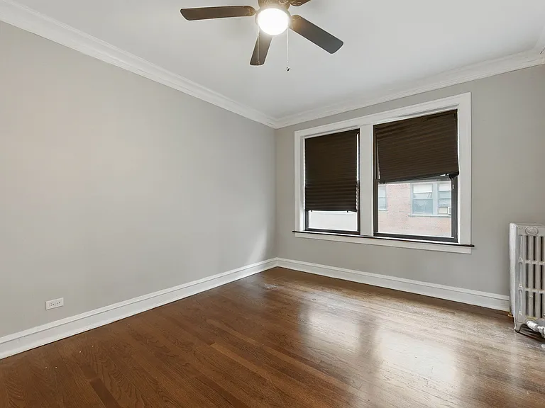 7828 S. Drexel Ave — Photo 32