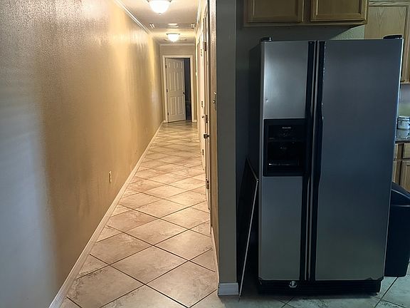 3rd image of 420 Russell Ave #B