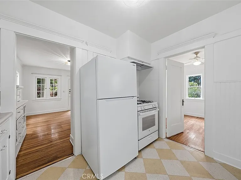 3322 Hamilton Way — Photo 17
